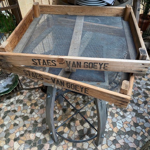 NWT Pottery Barn Vintage Bulb Trays - Picture 4 of 7